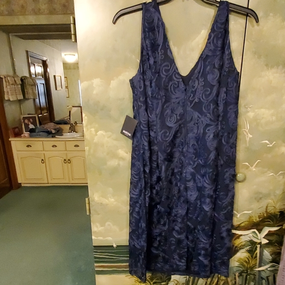 DRESS - Picture 4 of 6